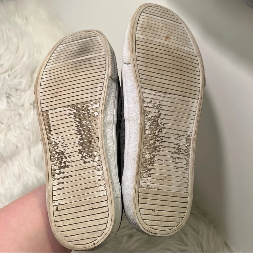 Old Navy Men's Size 9 Lace-Up Sneakers Medium Gray Heather
